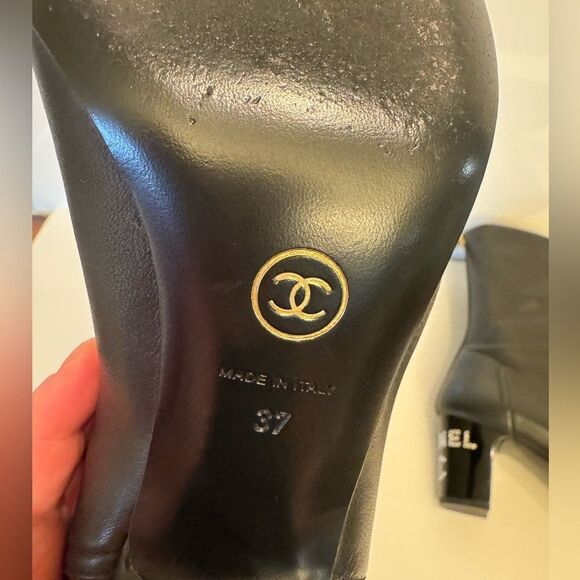 RARE Chanel Lambskin Rhinestone Logo Heeled Boots EU 37 US 6.5 KarlLagerfeld Era - Picture 10 of 17